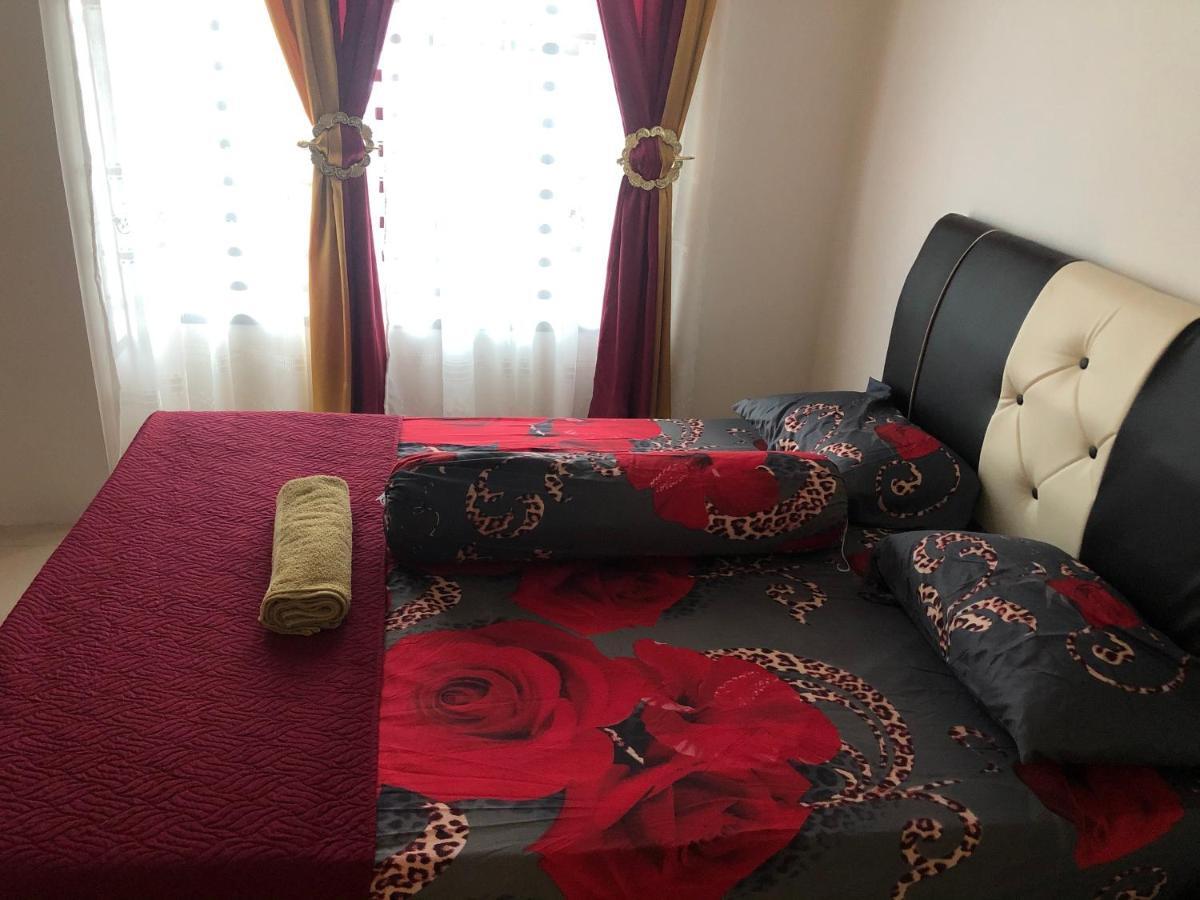Hasnifana Homestay セリ・イスカンダル エクステリア 写真